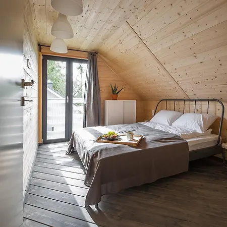 Jeziorownia Holiday home *