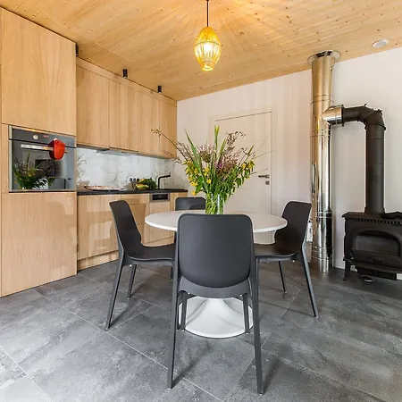 Jeziorownia Holiday home Jezierzany