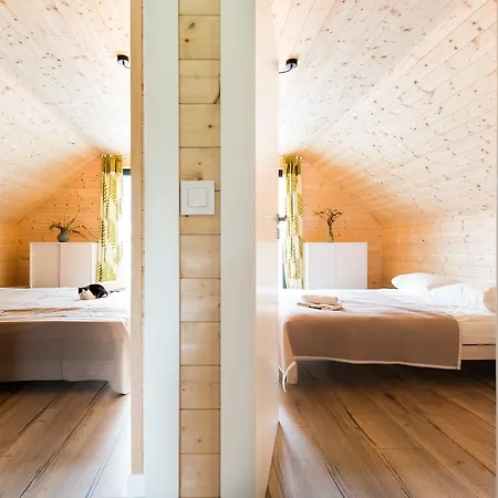 Jeziorownia Holiday home *